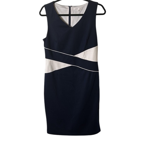 Cleo bandage dress sz 10,fitted,flattering,criss cross,colorblock,event,career - Picture 2 of 11